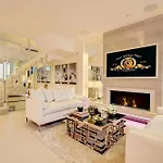 Luxurious Central Azbe