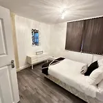 Splendid Flat In Central London