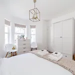 Renovated 2Br Flat With Garden, Hammersmith