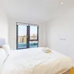 2Br Apt Near Elephant And Castle London Retreat