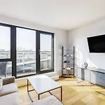 2Br Apt Near Elephant And Castle London Retreat