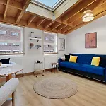The Hoxton Loft - Top Floor Shoreditch Apartment