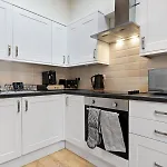 The Hoxton Loft - Top Floor Shoreditch Apartment