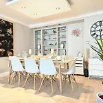 Luxury 2 Bedroom Apartment