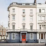 Oyo Townhouse New England, London Victoria