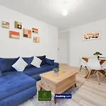 1 Bedroom Apartment By Arhouse Apartments Short Lets & Serviced Accommodation Highbury With Free Wifi
