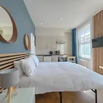 Earls Court Residences