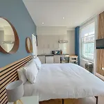 Earls Court Residences