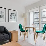 Blueground Clerkenwell Fully Furnished Ready Lon-601