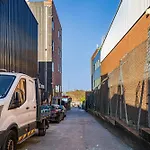 Modern Studio Apartments Nw2 London Self Check-In Pet Friendly