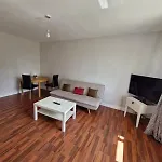 Flat In City Of London - E1