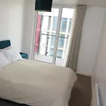 Cozy 2 Bed Flat 5Min Walk To Stratford Westfield