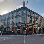 Cozy 1-Bedroom Retreat In The Heart Of London - Clapham Junction