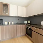 Fanstastic Flat - Shepherd Bush