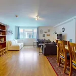 Bermondsey Apartment