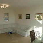Edgware Road Raynham Apartment