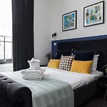 6 Portobello Road