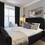 6 Portobello Road