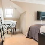Ealing Apartments