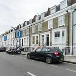 Charming House Fulham