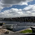 Oxygen Apartment With Balcony And Thames River View Near Excel - Royal Victoria