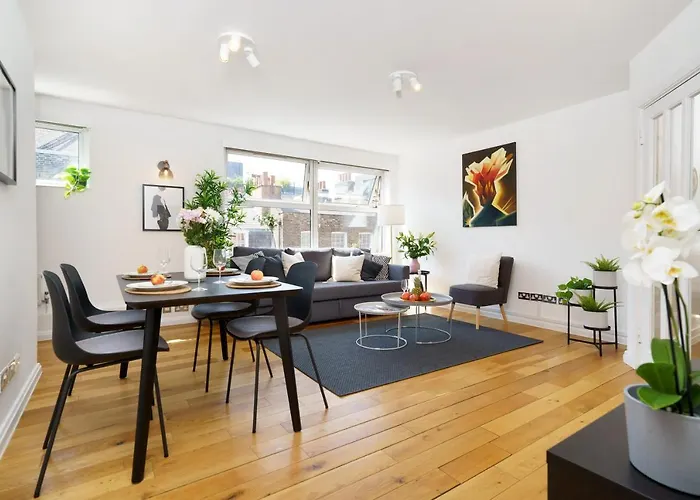 Best Location Oxford Str, Soho 2 Bedr, 3 Beds, 2 Bath