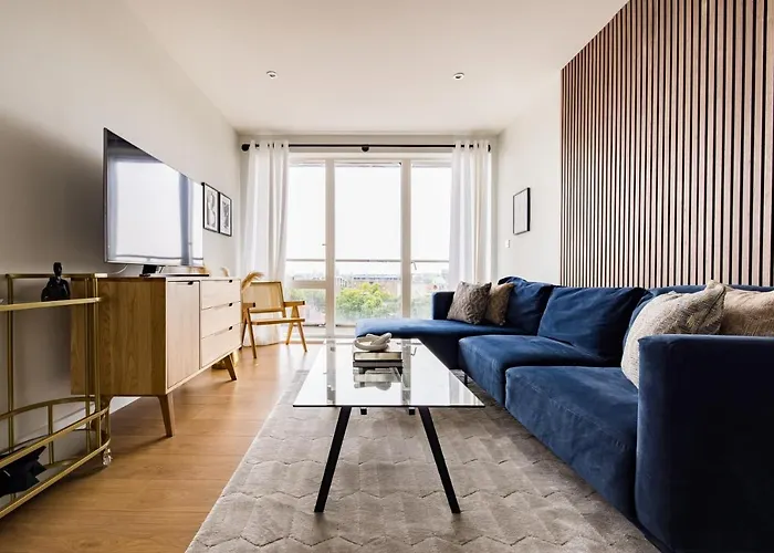The Limehouse Classic - Endearing 2Bdr Flat With Balcony