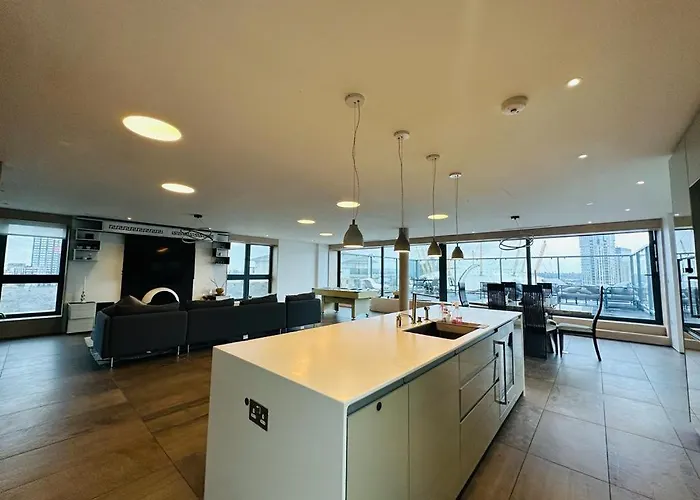 Canary Wharf & O2 Penthouse