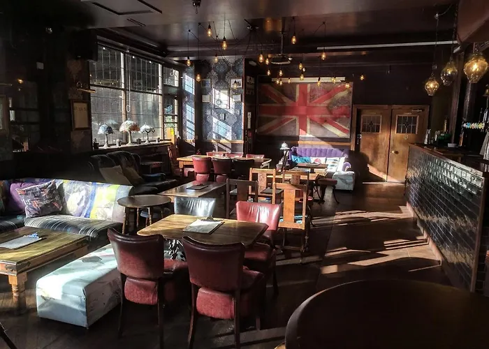 The Walrus Bar&Hostel