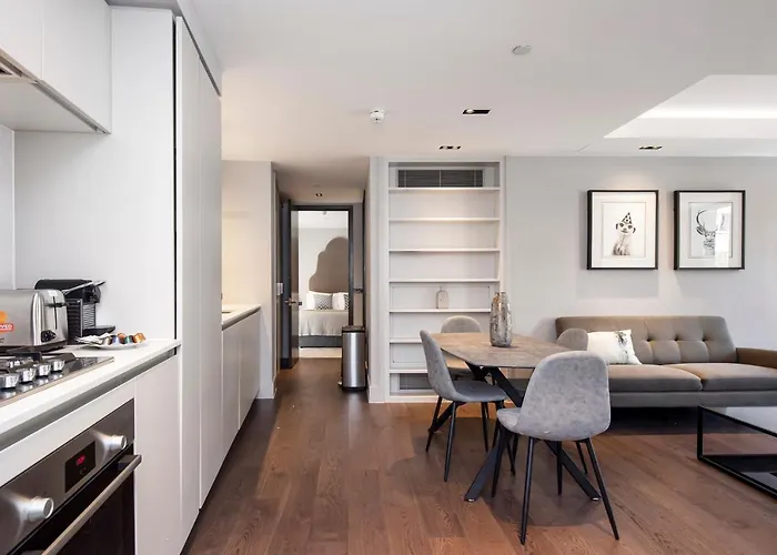 New Build-Air Con-2 Bedroom-Two Bathrooms Apt 2