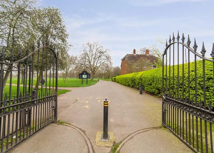 Maycourt Gem