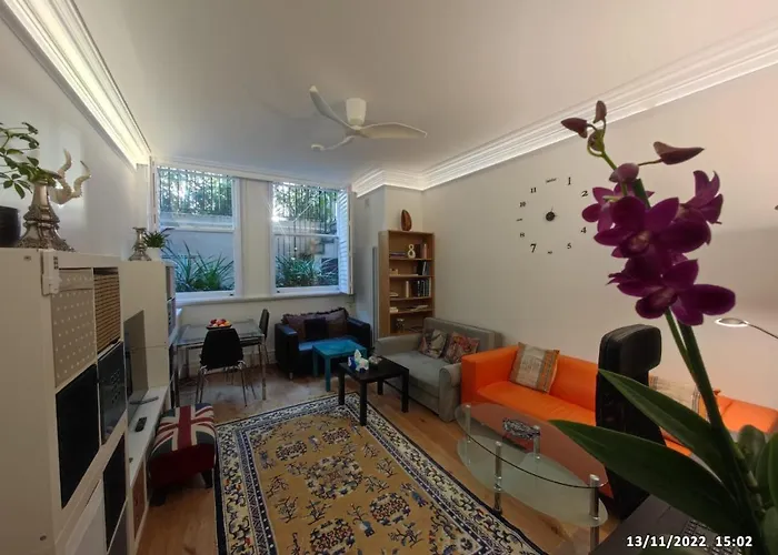 Cosy London Apartment With 2 Bedrooms