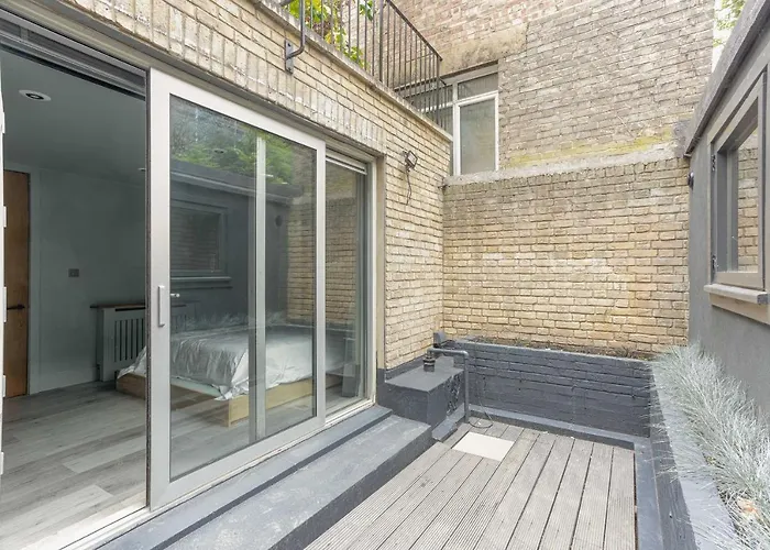189A Caledonian Road, London, N1 0Sl