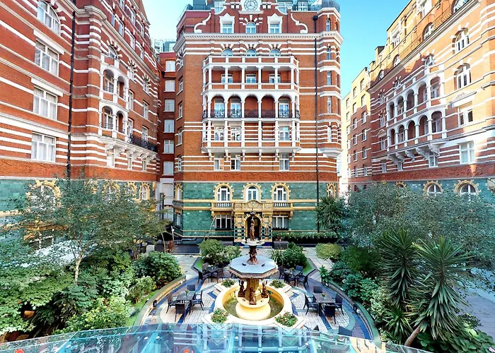 St. James\' Court, A Taj Hotel, London