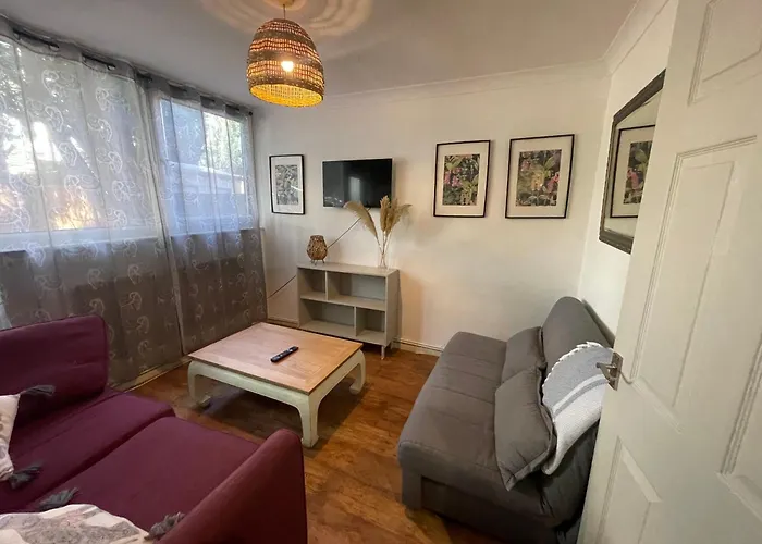 The Woodland Apartment 1