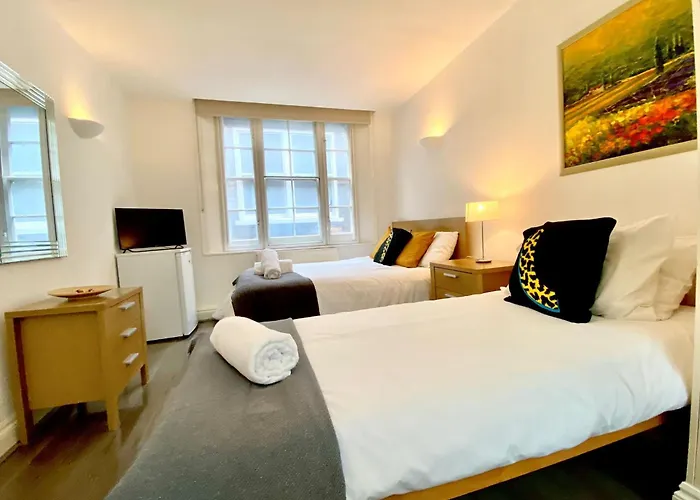 Central London 1 Bed Apt- Sleeps 3 & Pet Friendly