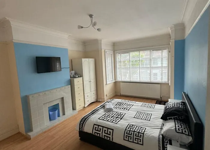 Dreamwell Flats