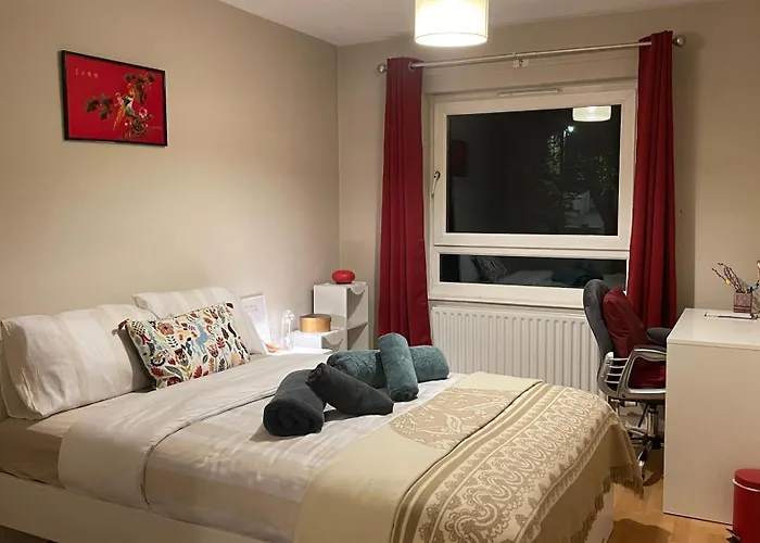 Cosy 1-Bed Flat Family Friendly Free Parking