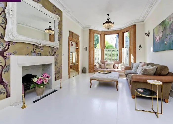 Notting Hill: Stunning, Bright Beautiful Flat. W10