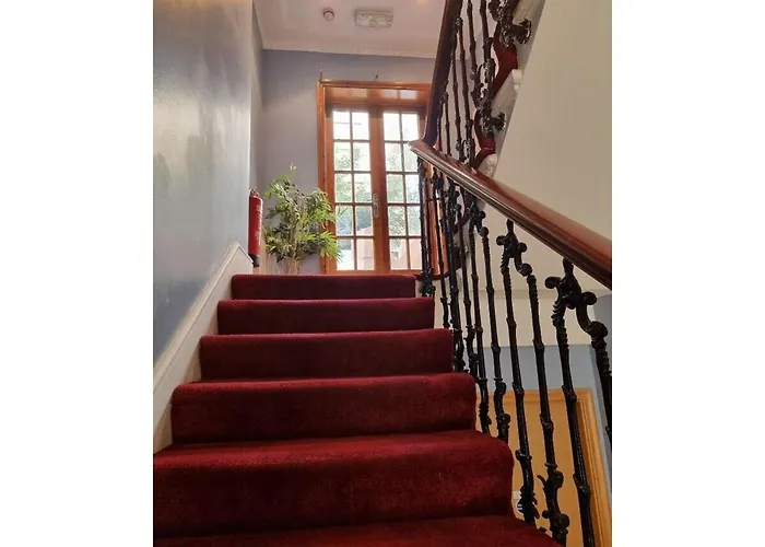 F405-Comfy Studio For 1 Near Hyde Park