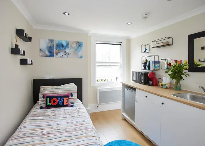 Your Ideal London Getaway - Charming Studio Haven