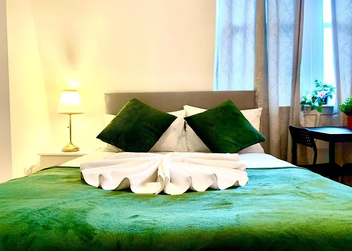 Aldgate East B&B