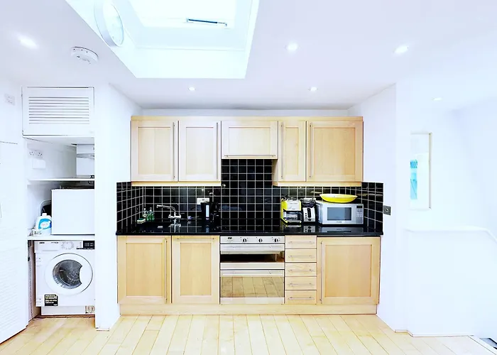 Brackenbury Apartments