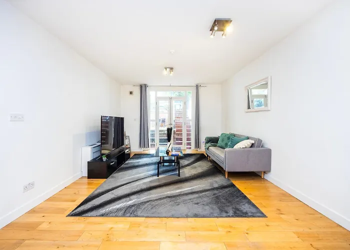 Modern 1 Bedroom Near Earls Court