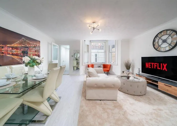 Charming London Apartment Near Edith Grove