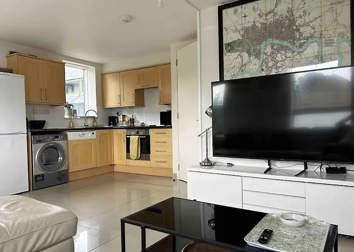 2-Bedroom Portobello Apartment