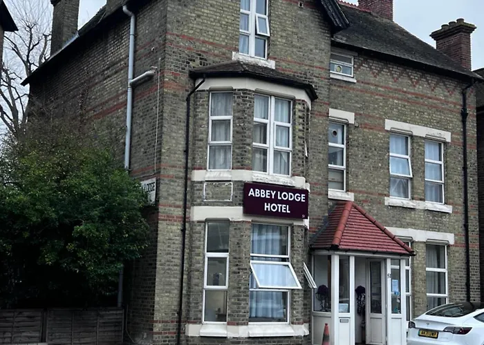 Abbey Lodge Hotel - B&B