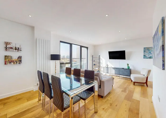 2Br Apt Near Elephant And Castle London Retreat
