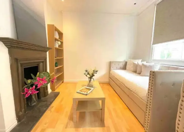 Central London 8 Beds House