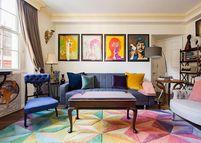 Mayfair 3-Bed 5-Guest Berkeley Square 1729 House